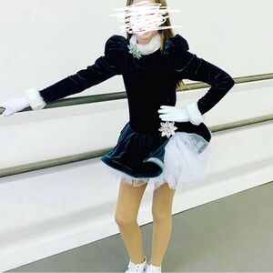 Elegant Green and White Girls Holiday Dress